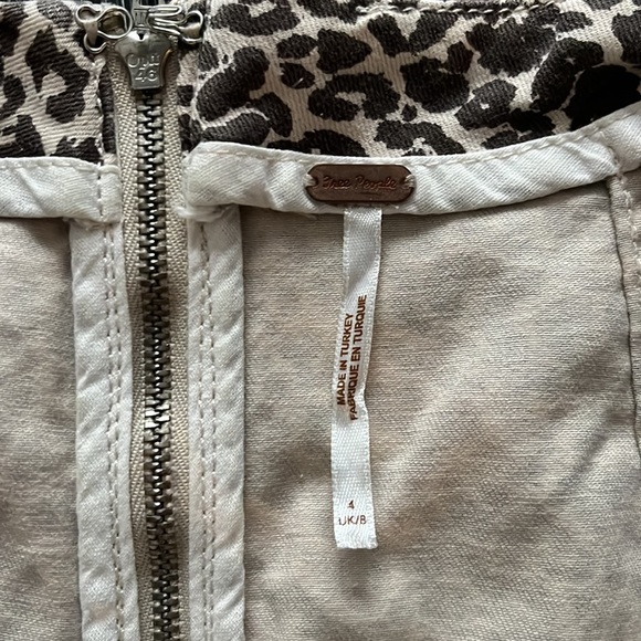 Free People Modern Femme Mini Skirt ✧ Cheetah Print ✧ Size 4 - Picture 4 of 4